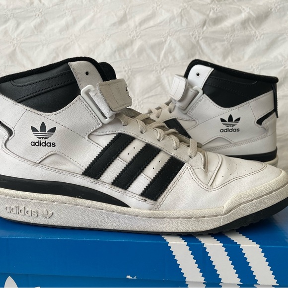 Mens Adidas Forum Mid sneakers - Picture 2 of 10